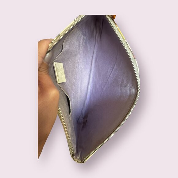 Gucci Flora Knight Zip Pouch | Bamboo Accent - Picture 7 of 10